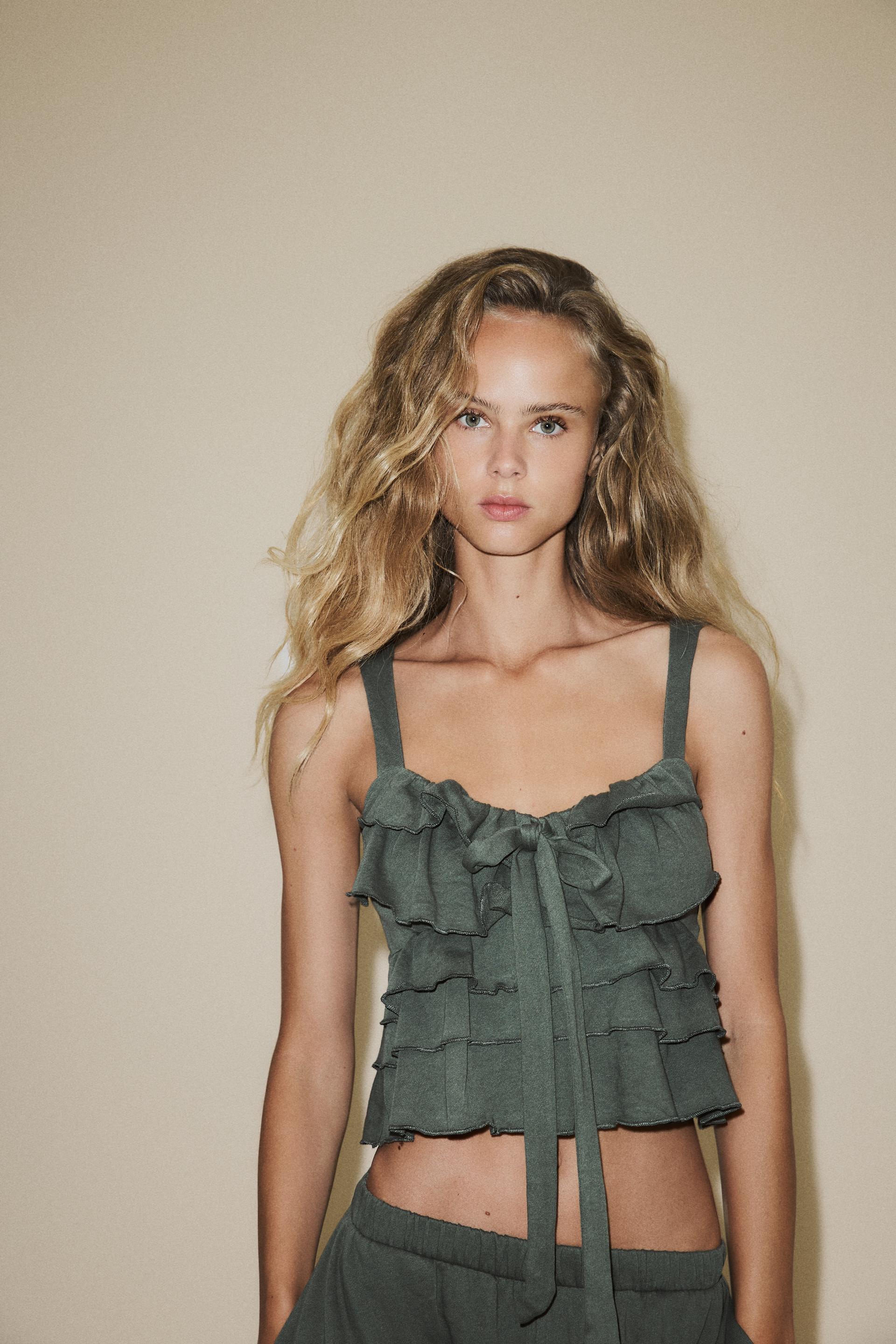 Zara Top Volantes - Verde