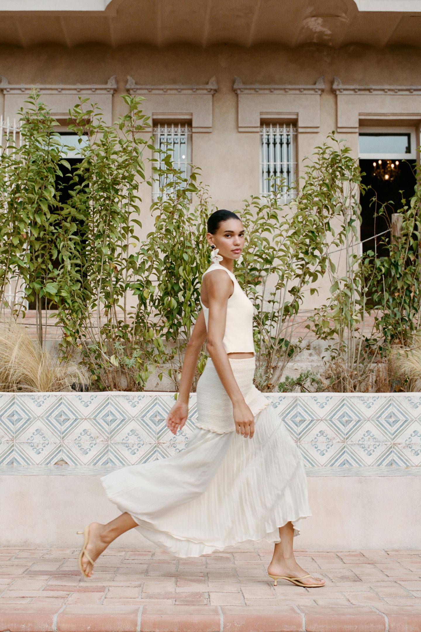 Zara Sandalia Kitten Efecto Soft - Amarillo