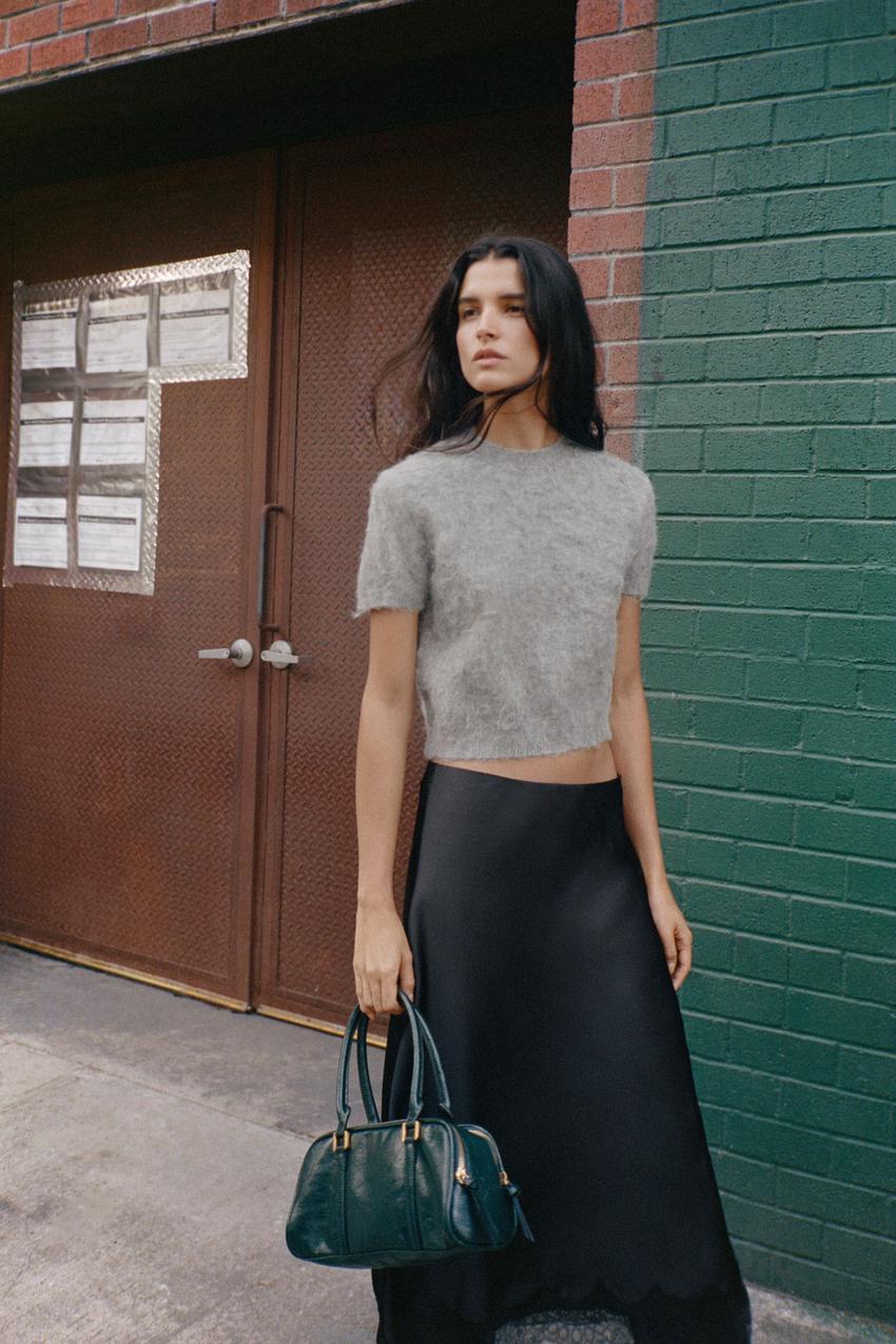 Falda Midi Satinada Encaje