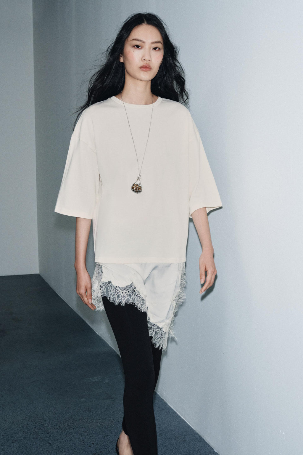 Zara Camiseta Combinada Encaje - Crudo