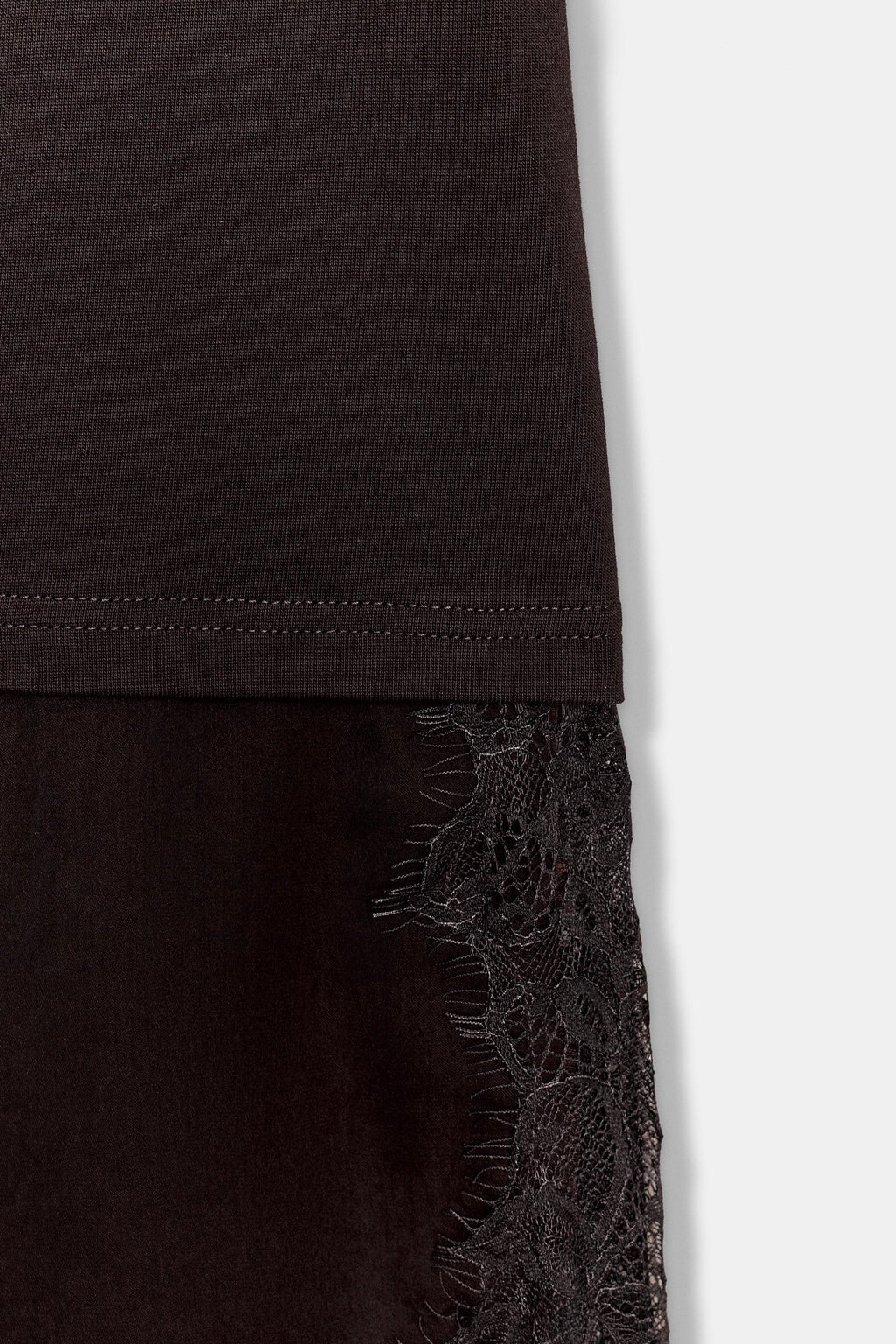 Zara Camiseta Combinada Encaje - Chocolate