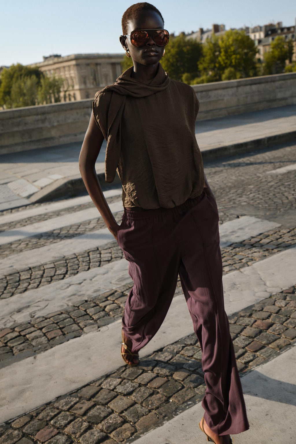 Zara Pantalón Ancho Nervio - Granate