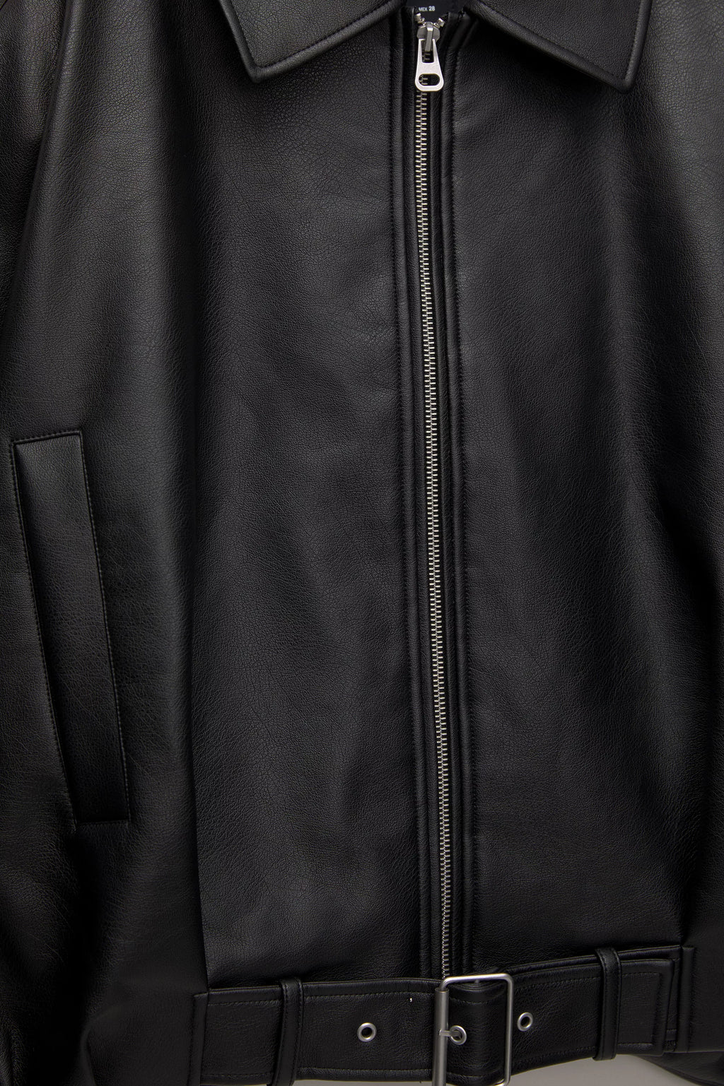 Chaqueta bomber efecto piel color negro Pull&Bear