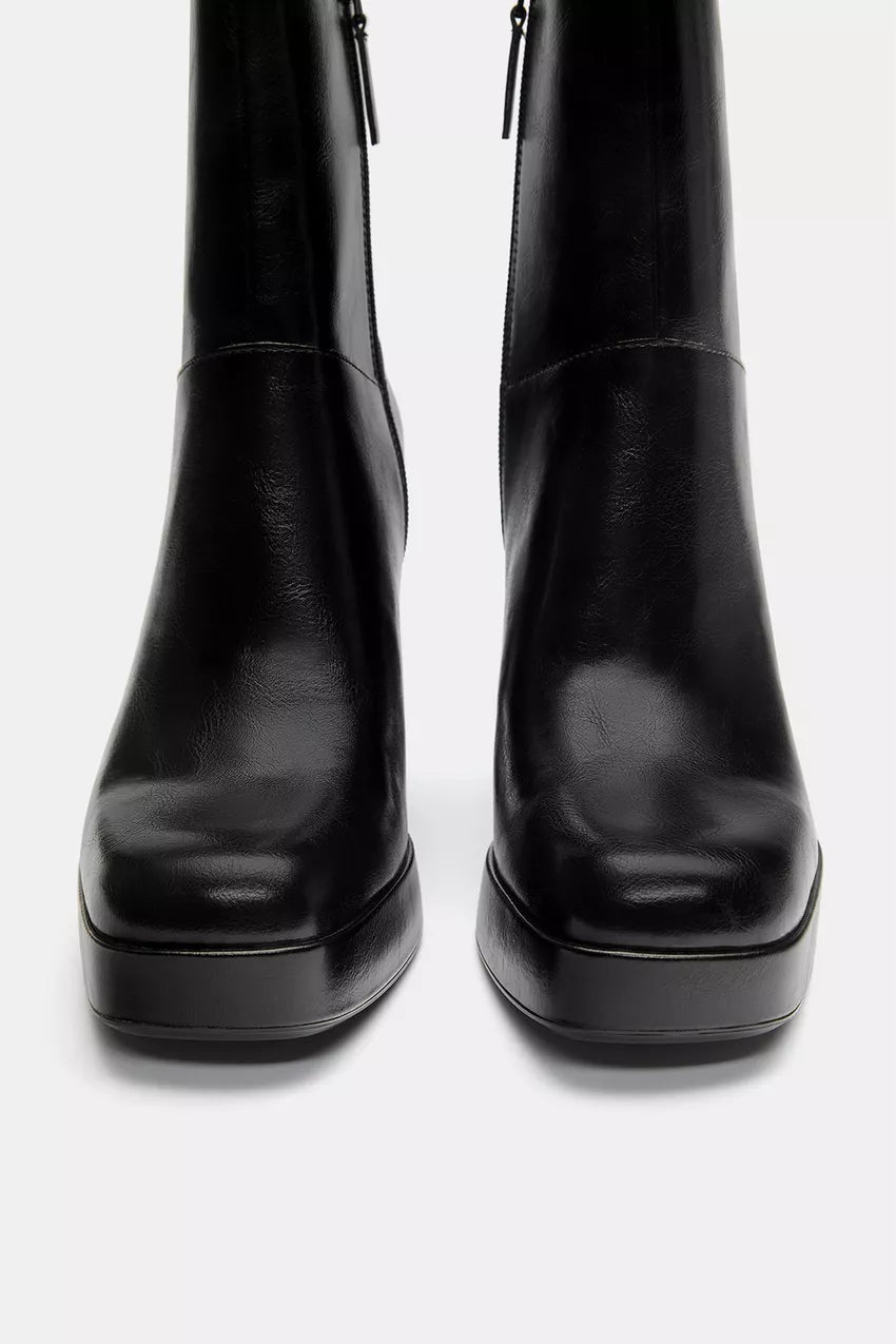 Botines tacón plataforma Pull&Bear Negro