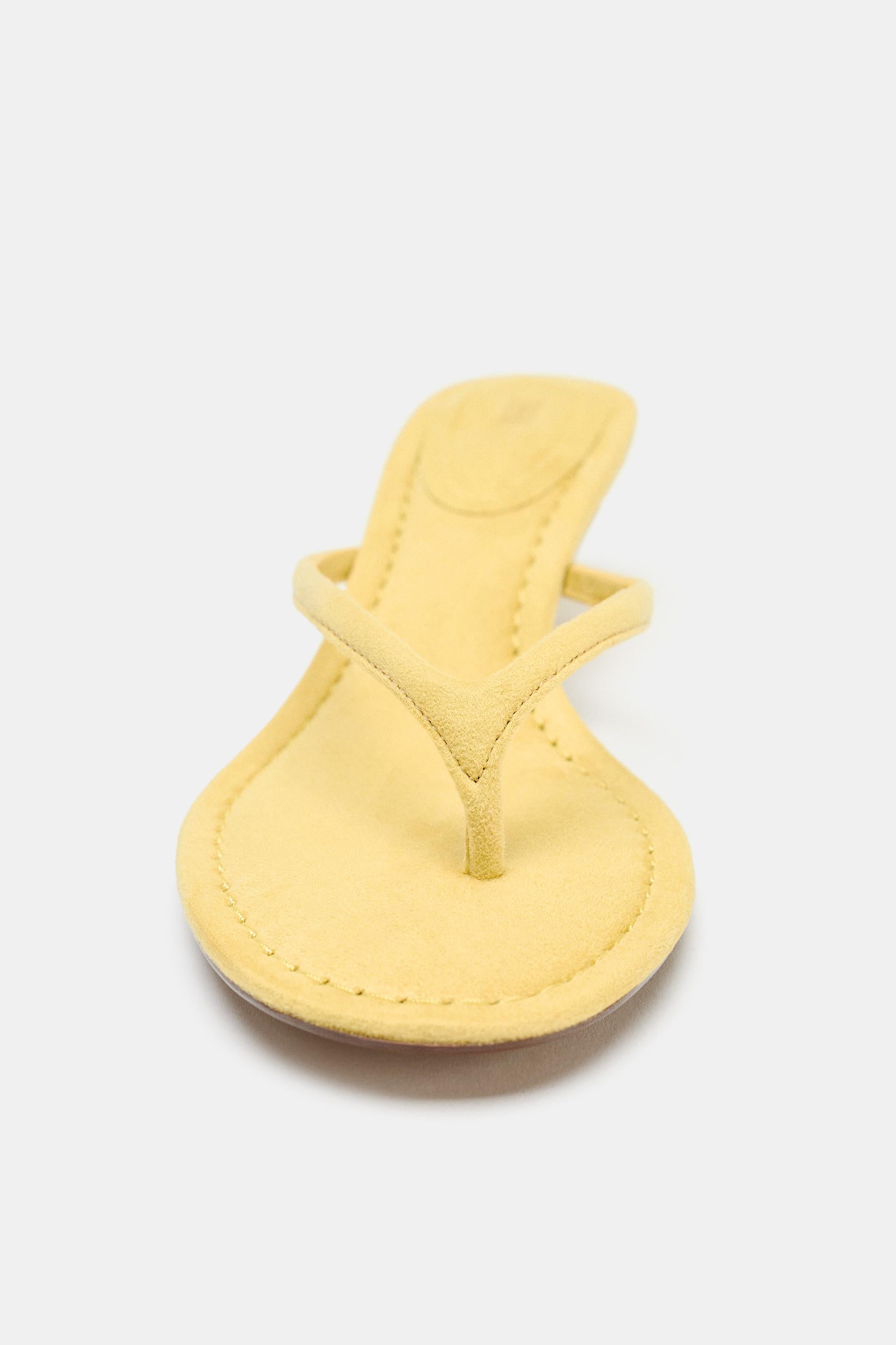 Zara Sandalia Kitten Efecto Soft - Amarillo