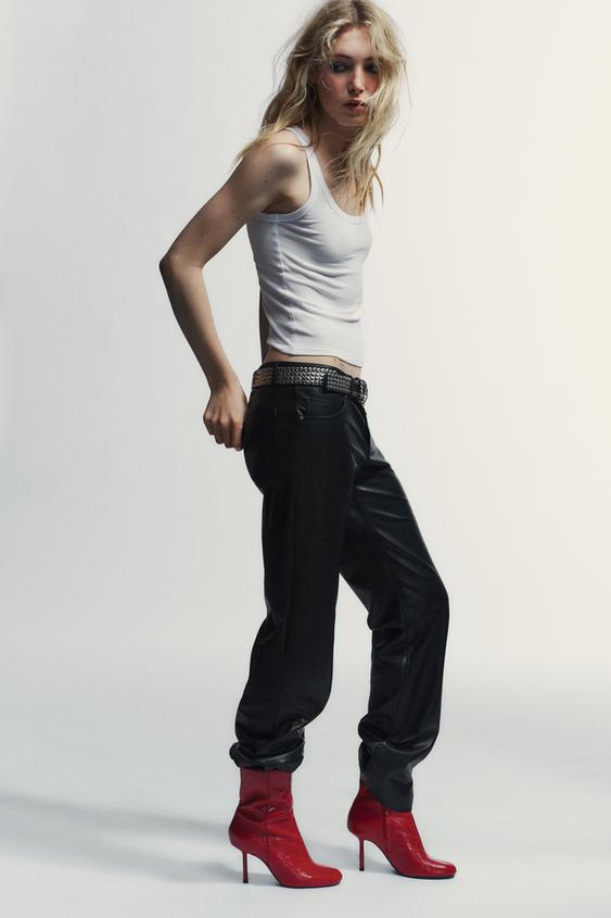 Botín de Tacón de Piel Rojo