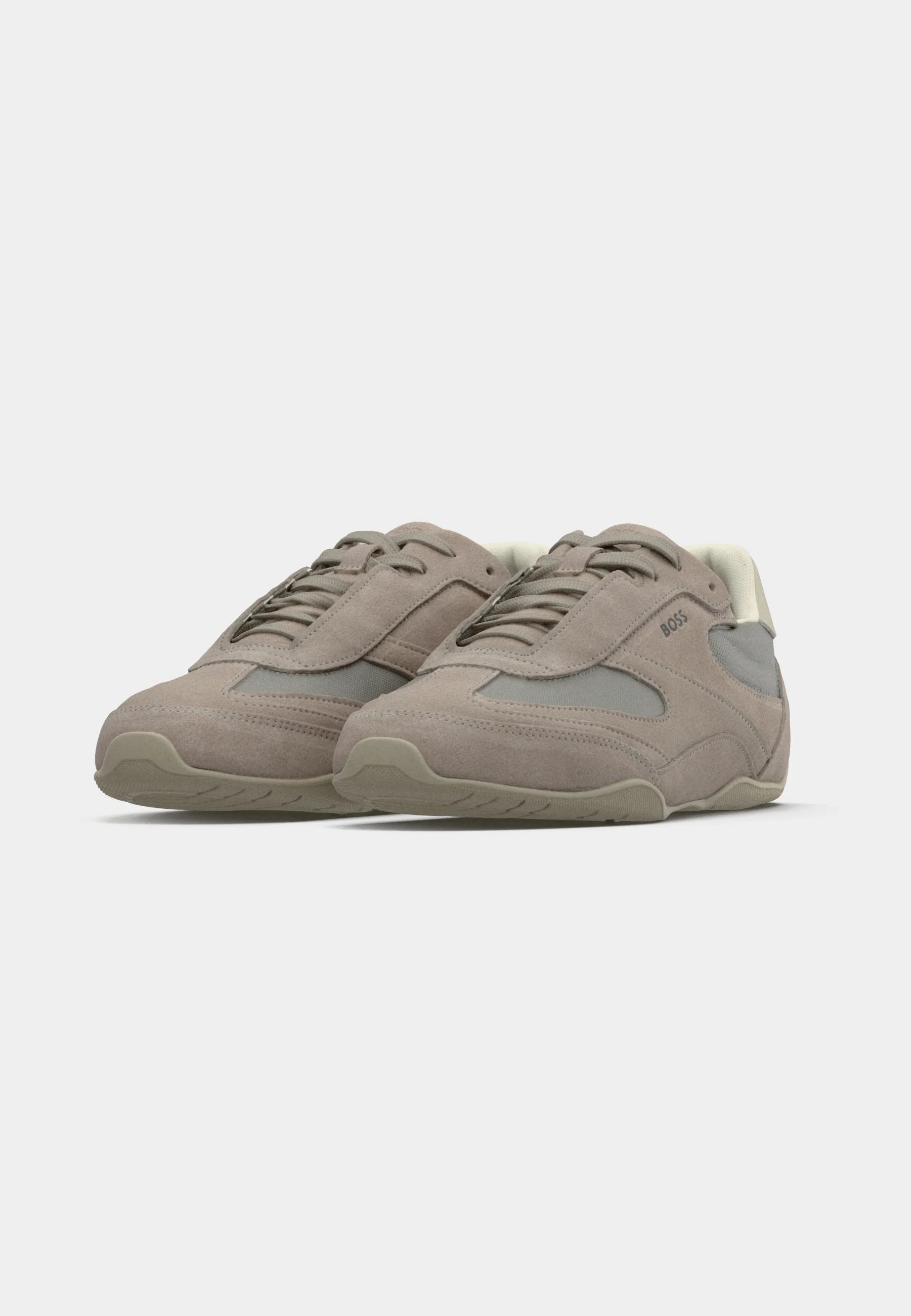 Zapatilla Baja Boss en Ante Beige