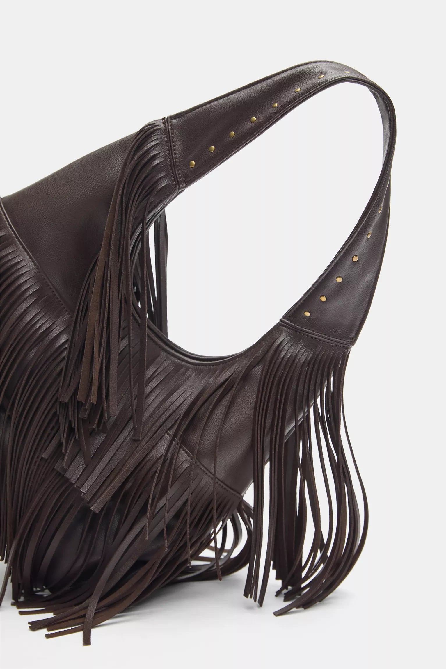 Bolso shopper con flecos marrón estilo hobo