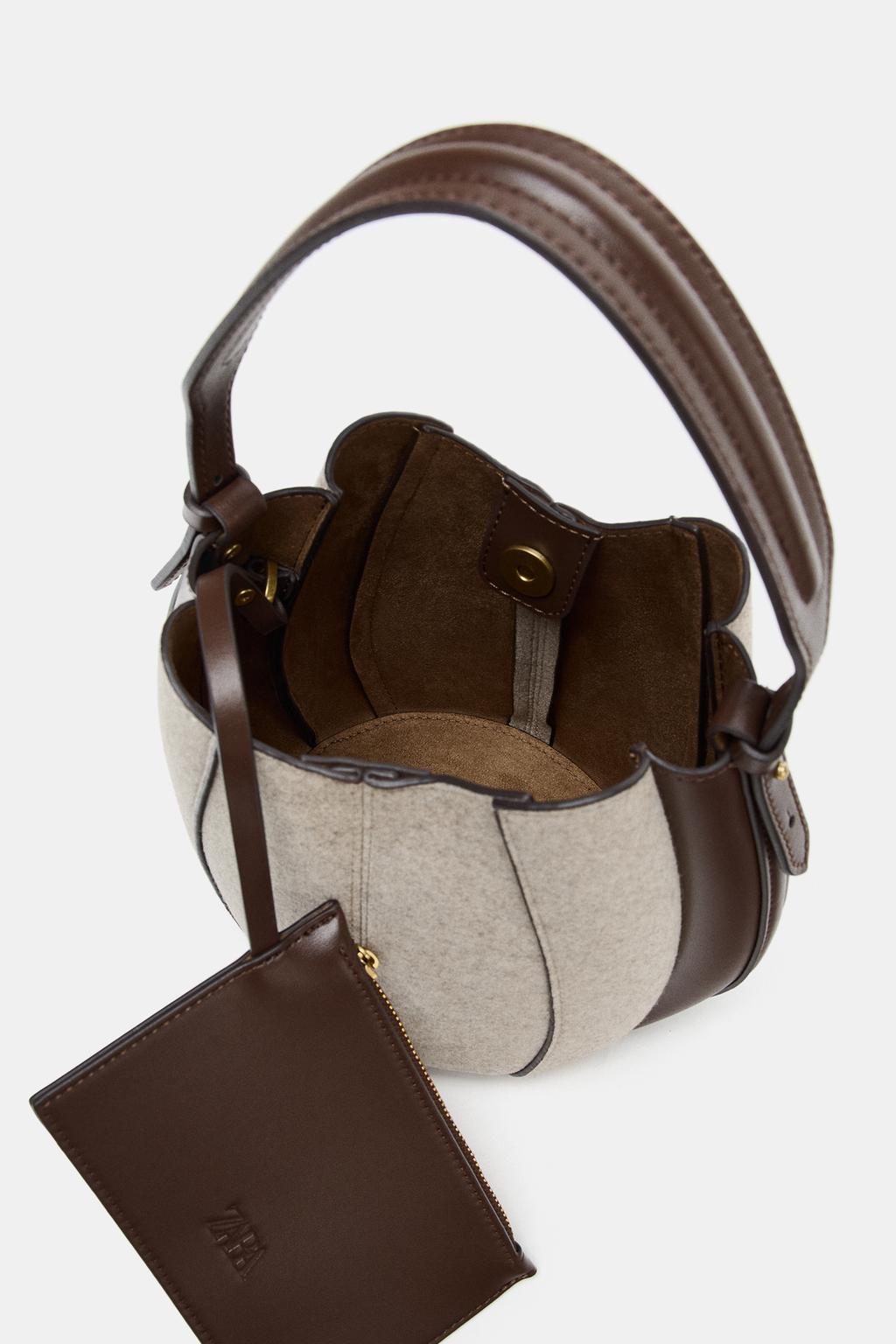 Bolso Saca con Pespuntes en Tejido Beige y Marrón Chocolate