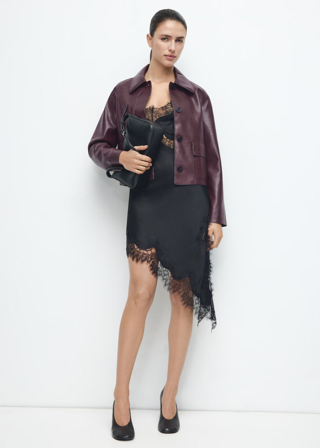 Chaqueta Mango efecto piel con bolsillos Granate