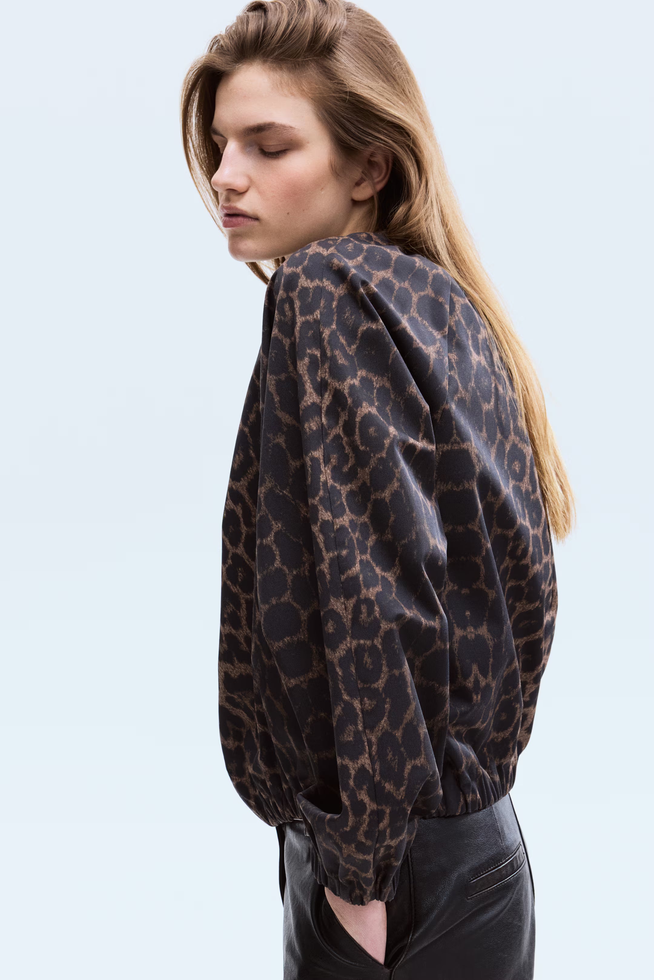 Cazadora bomber fruncida HM Marrón Leopardo