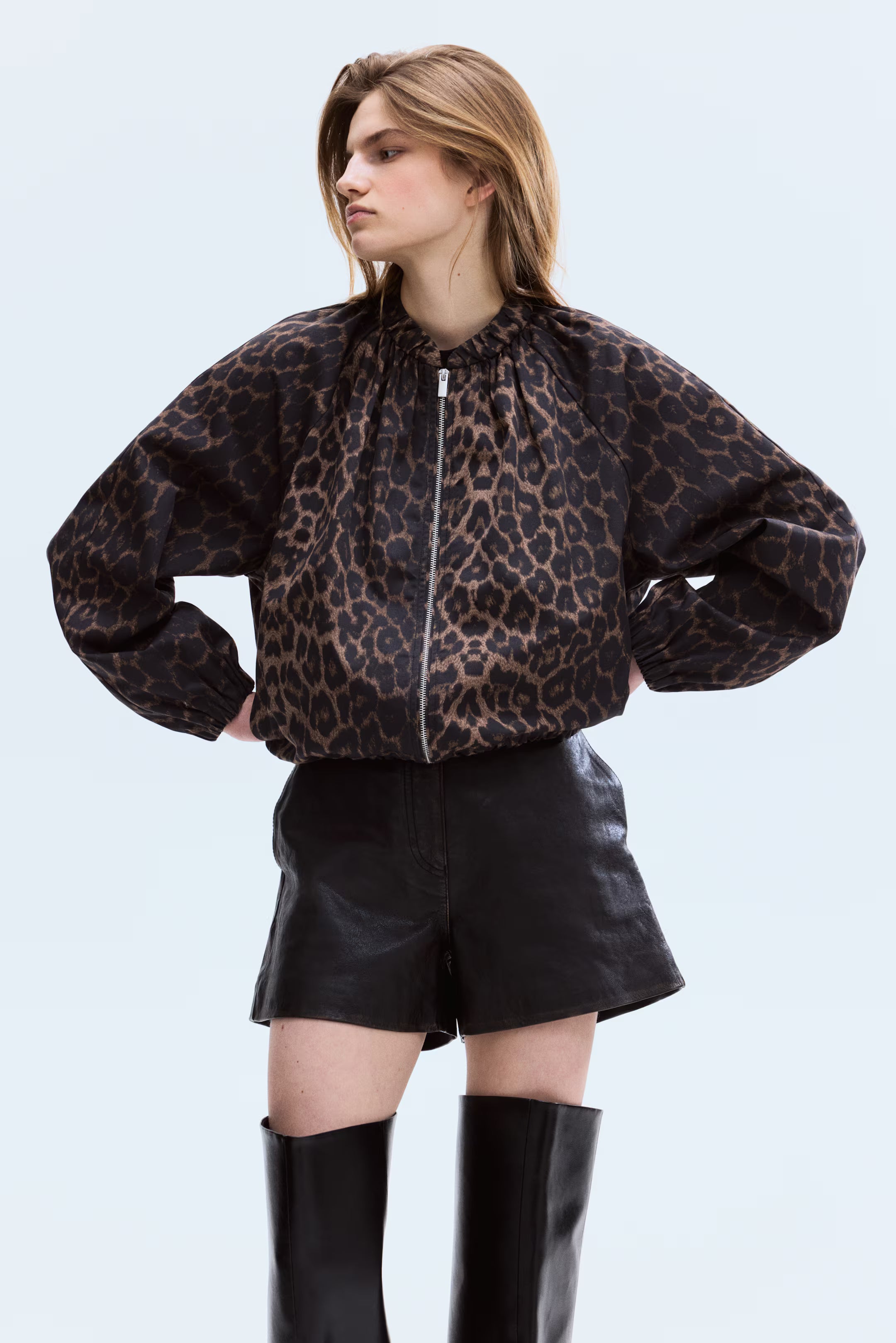 Cazadora bomber fruncida HM Marrón Leopardo