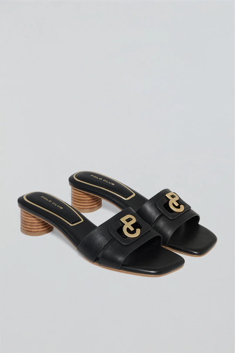 Mule de Tacón Giorgia Negra con Detalle Metálico