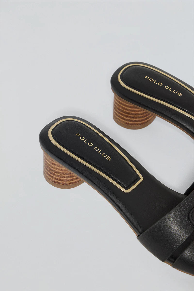 Mule de Tacón Giorgia Negra con Detalle Metálico