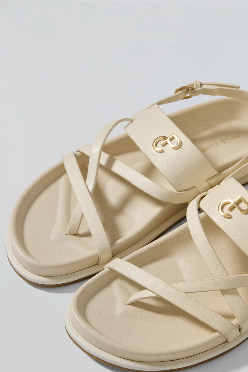 Sandalia Beige de Tiras Allegra Tipo Bio con Detalle Metálico