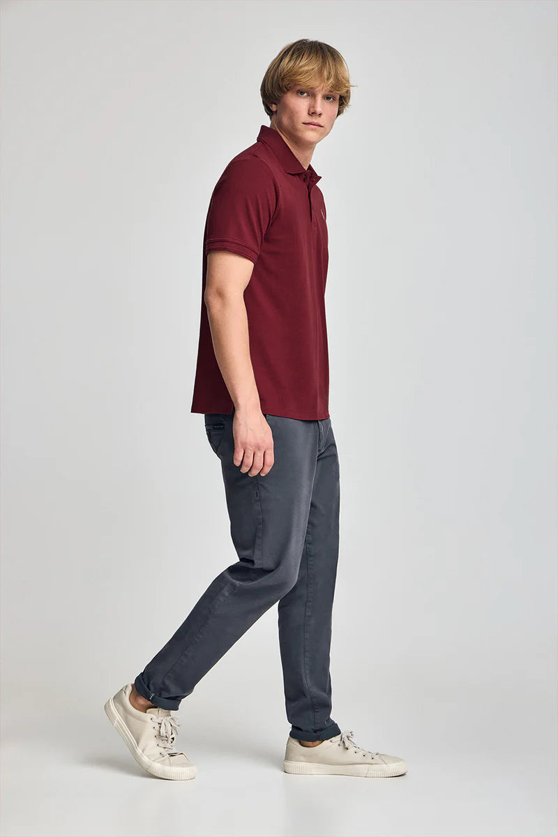 Polo granate de manga corta y tres botones con logo bordado Rigby Go