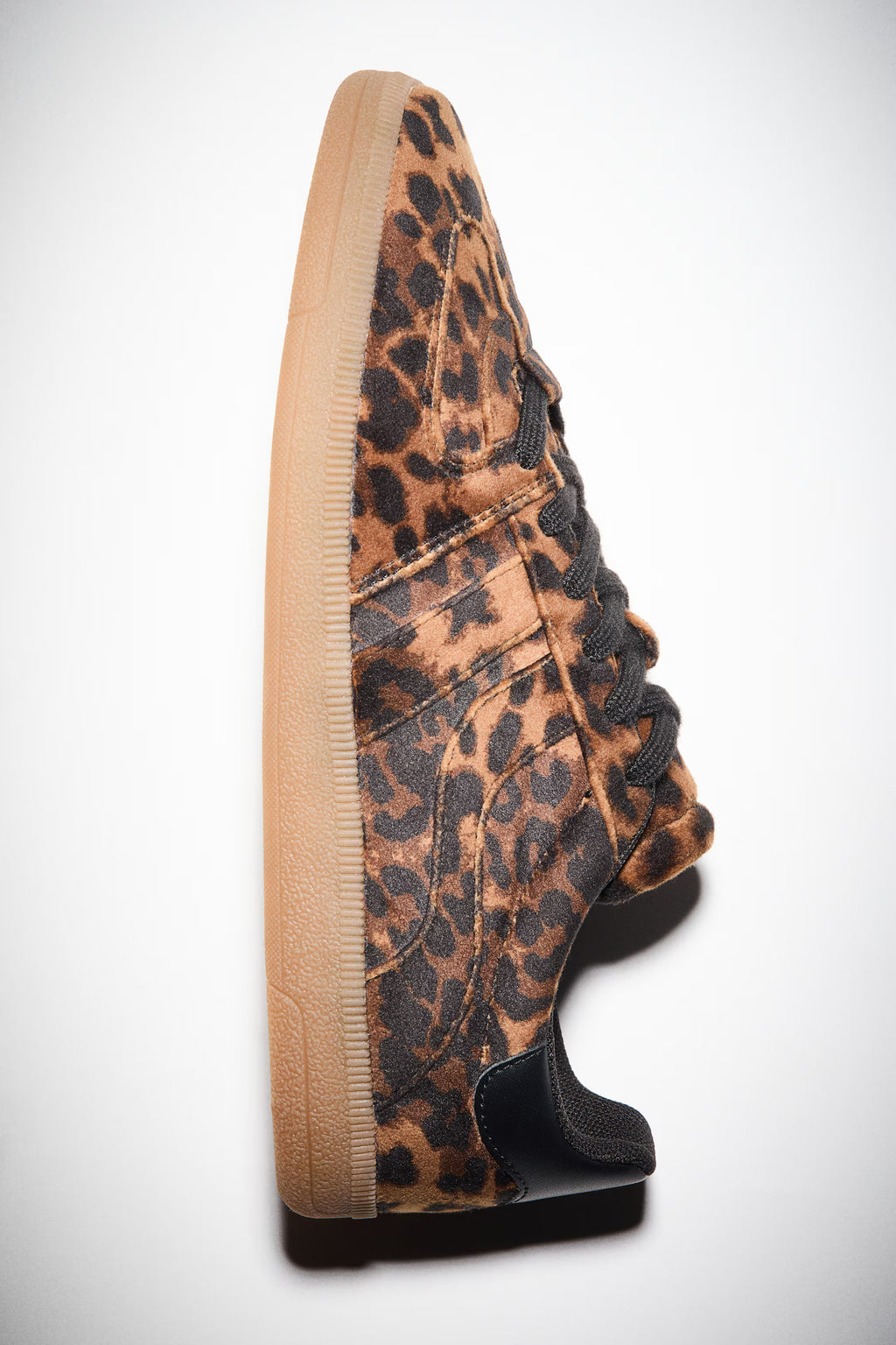 Zapatillas deportivas con collarín acolchado y cordones H&M Animal print leopardo marrón
