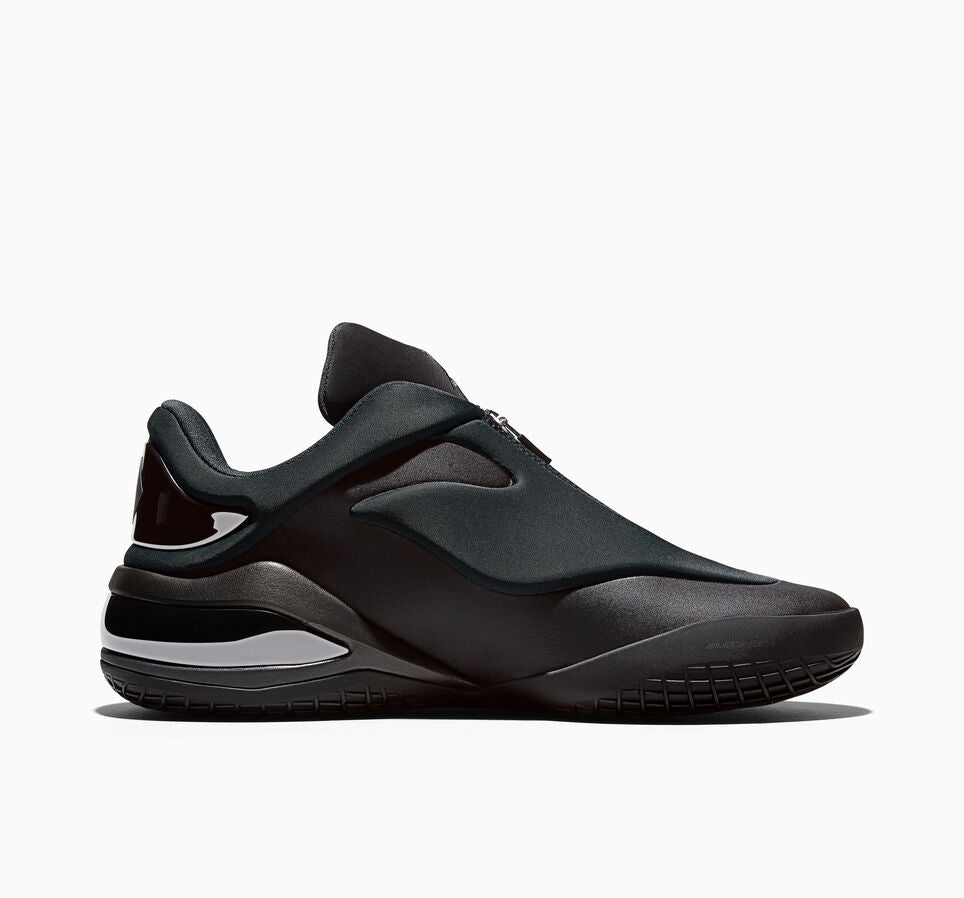 Converse SHAI 001 Negro - EN UNA LIGA PROPIA