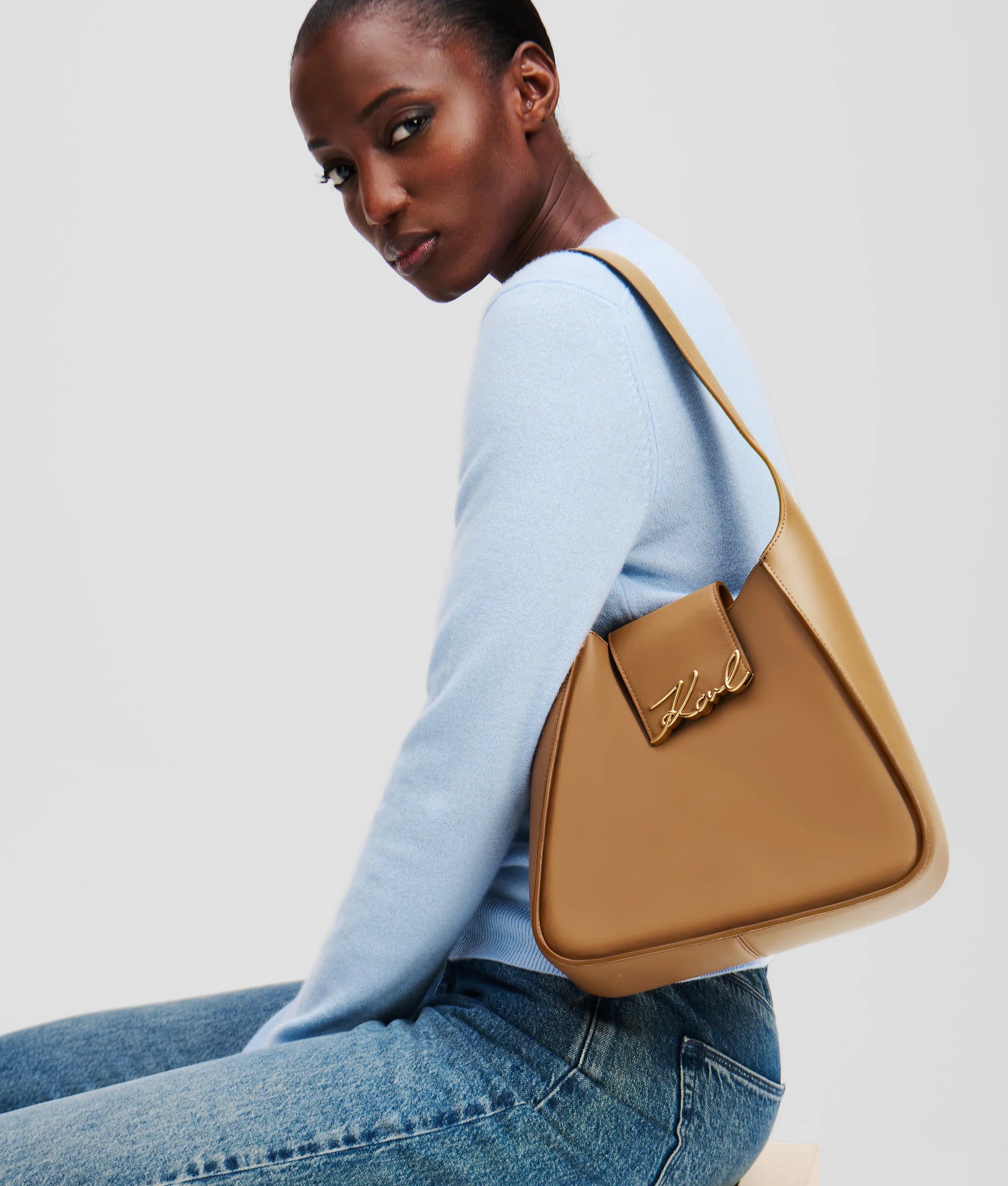 KARL LAGERFELD K/SIGNATURE HOBO BAG - caramel
