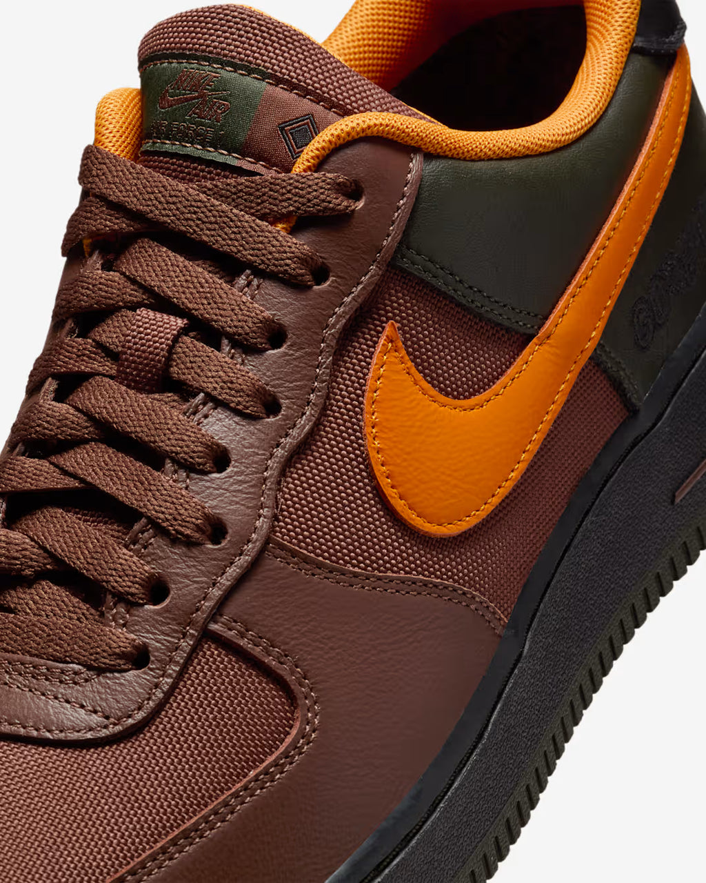 Nike Air Force 1 GORE-TEX Chocolate Naranja