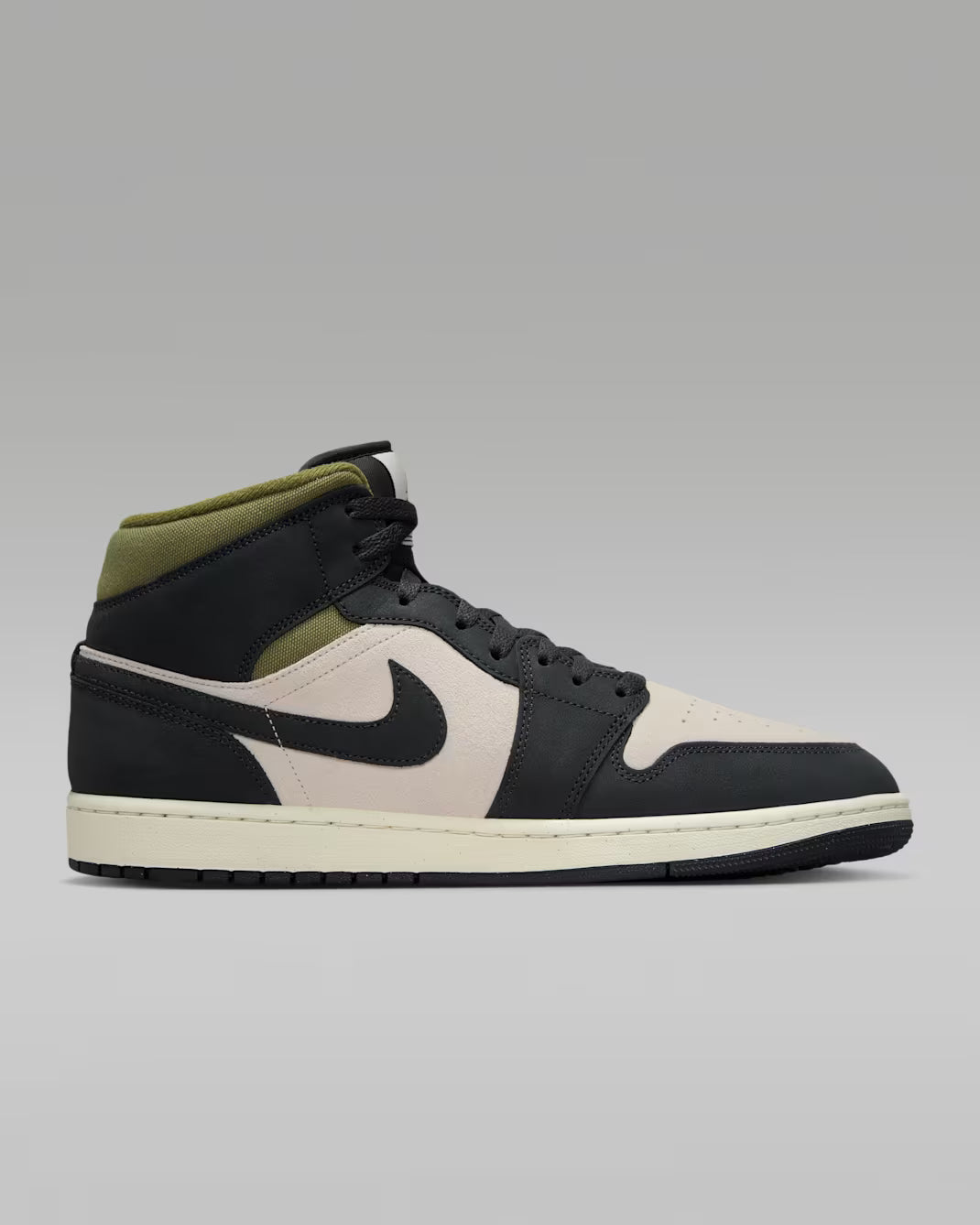 Air Jordan 1 Mid Negro Blanco Oliva