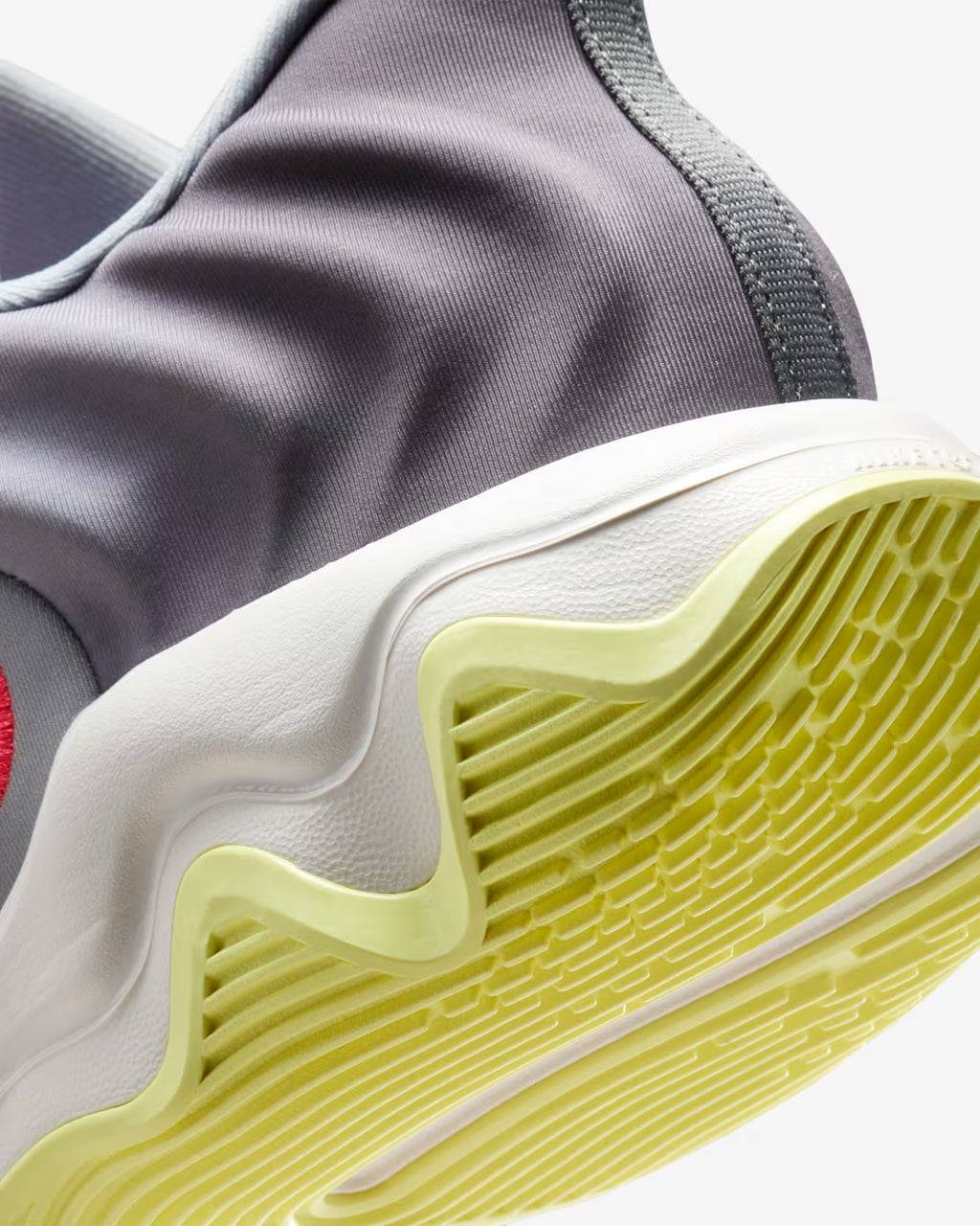 Giannis Immortality 4 Gris Naranja Verde