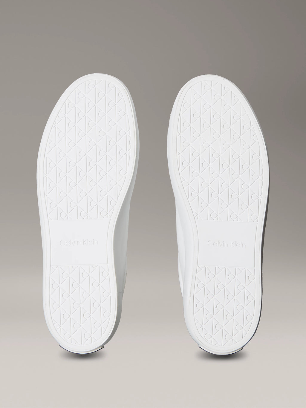 Zapatillas de piel lisa con logo grabado bright white/black