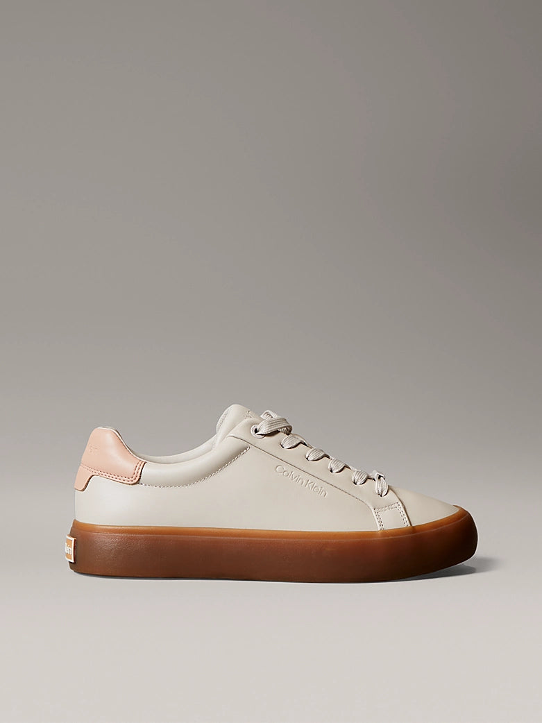 Zapatillas de piel lisa con logo grabado chateau/cashew/tuscany