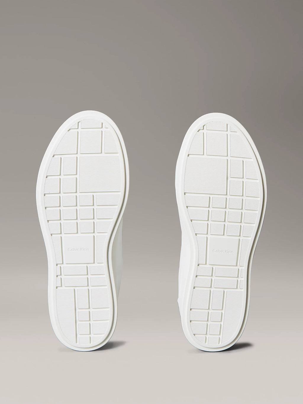 Zapatillas Calvin Klein Piel Logo Distintivo Triple Bright White