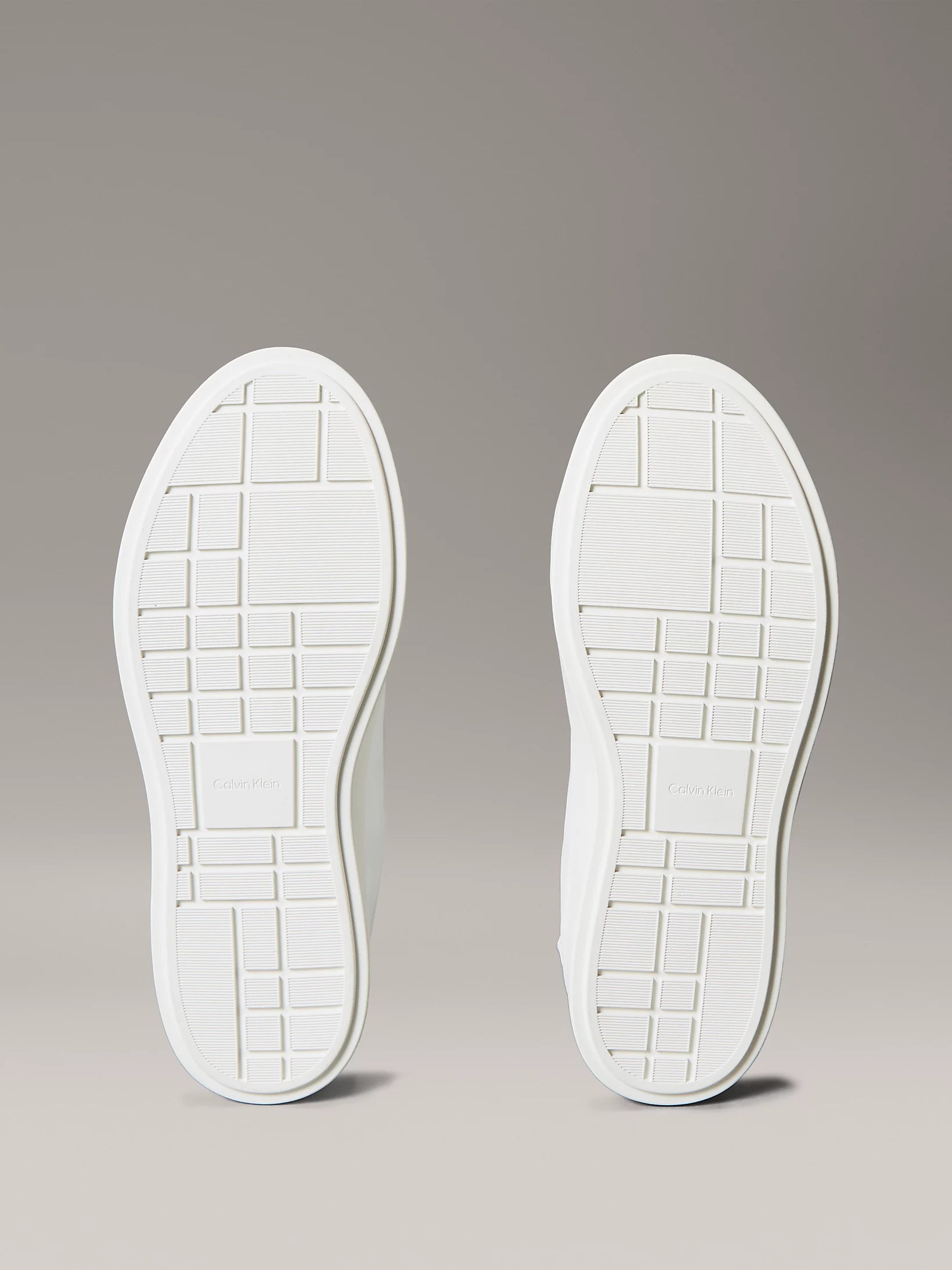 Zapatillas Calvin Klein Piel Logo Distintivo Triple Bright White