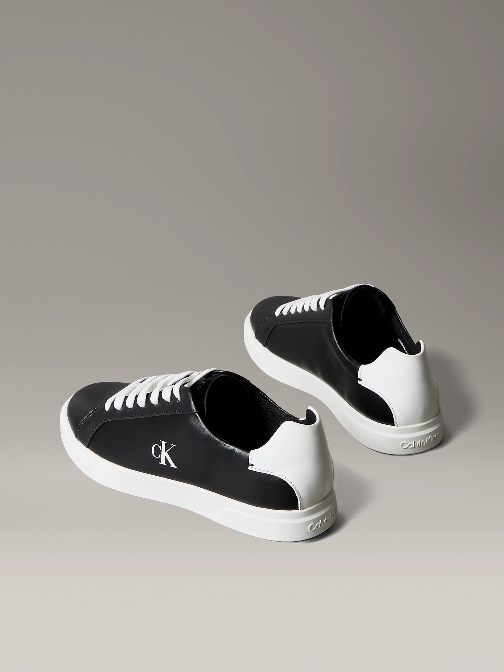 Zapatillas Calvin Klein Piel Logo Distintivo Black