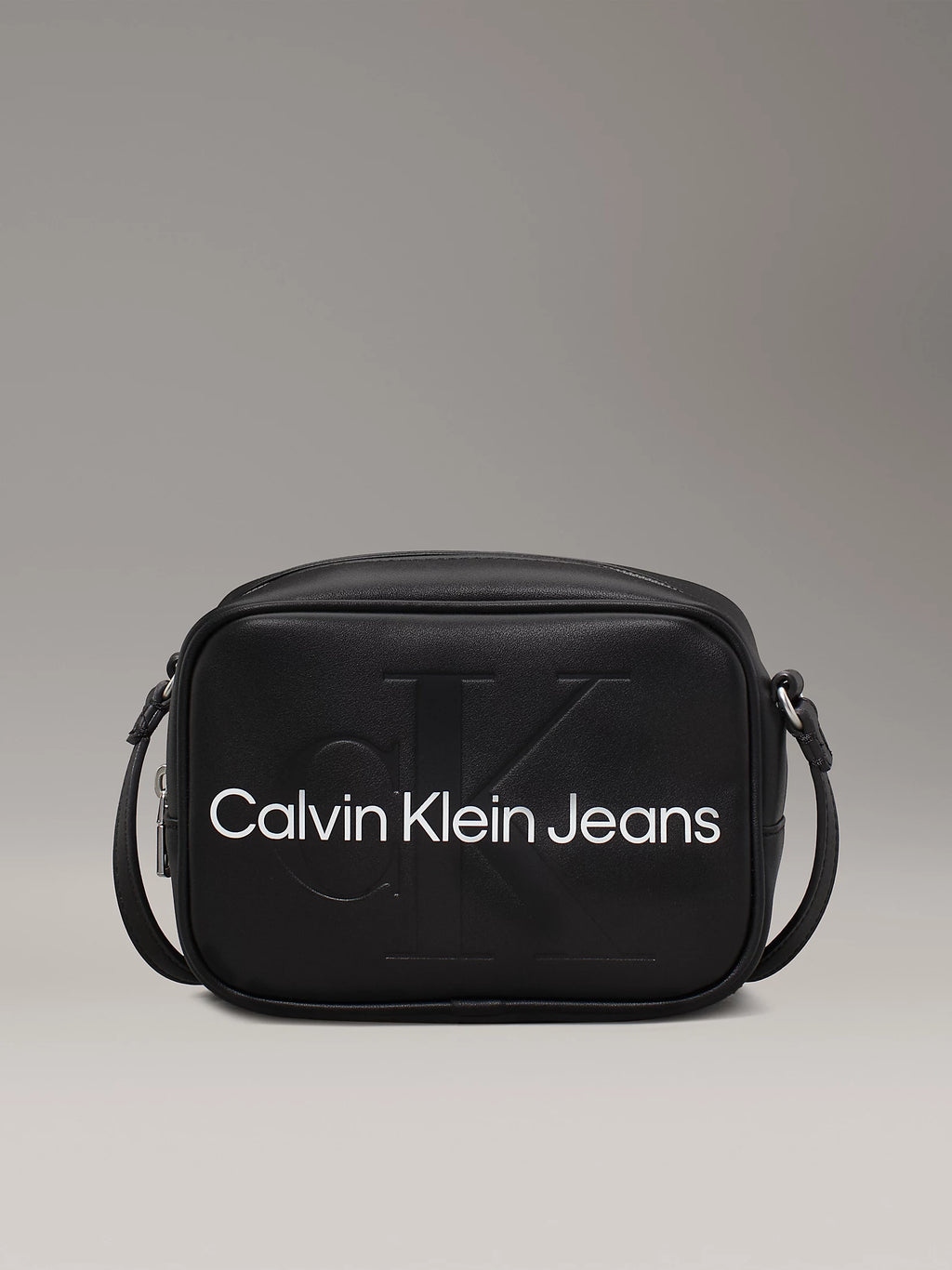 Bandolera Calvin Klein negra con logo
