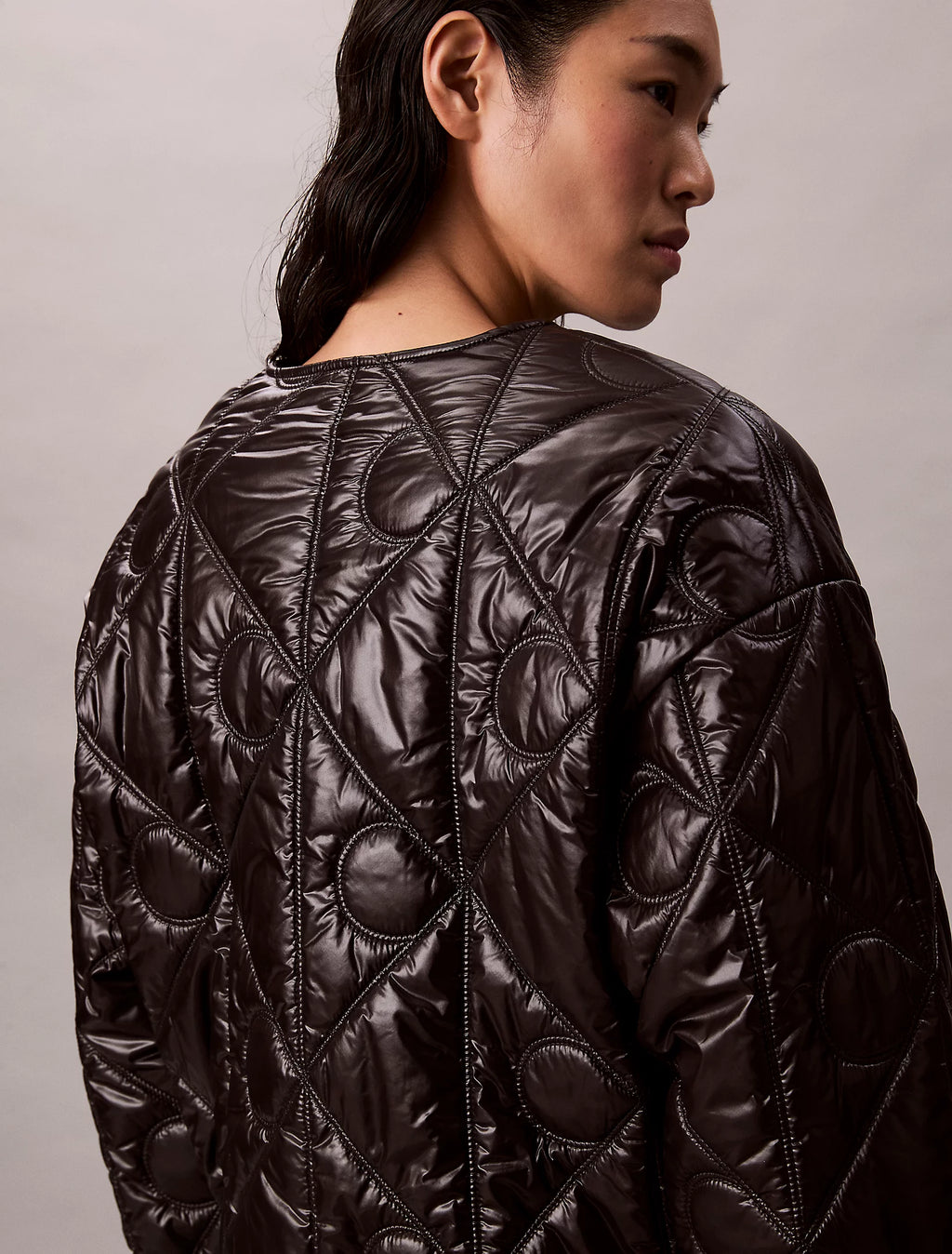Chaqueta reversible acolchada impermeable Calvin Klein marrón chocolate