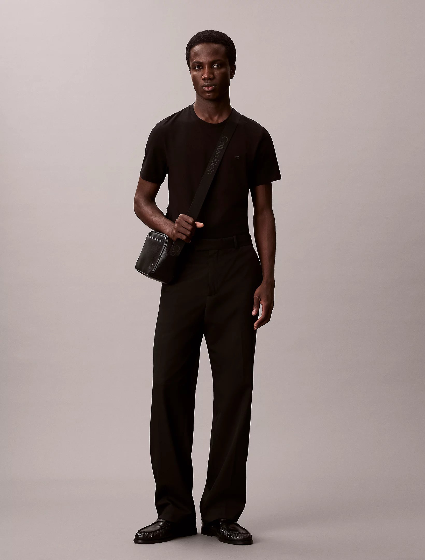 Bolso cruzado cargo Black