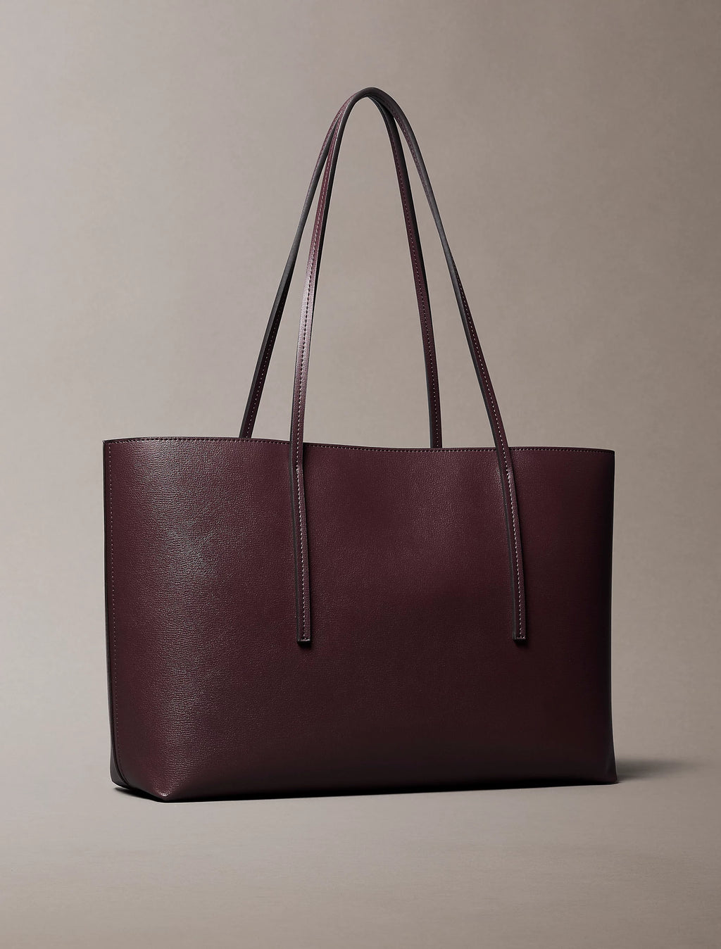 Bolso tote con logo en lámina metálica Fudge/Espresso
