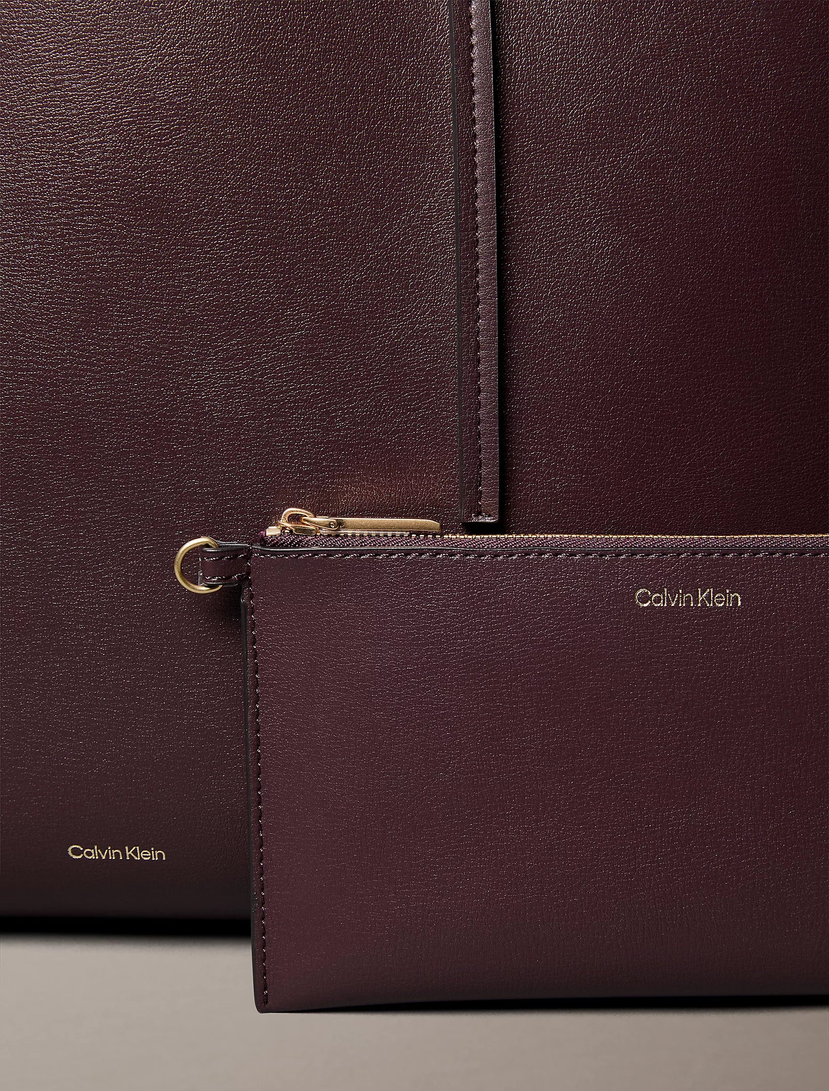 Bolso tote con logo en lámina metálica Fudge/Espresso