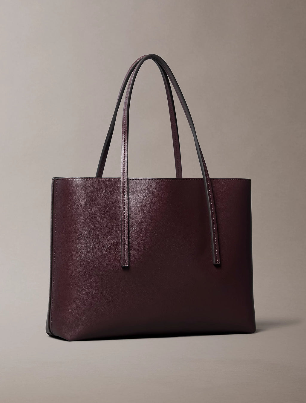 Bolso tote pequeño con logo en lámina metálica Fudge/Espresso