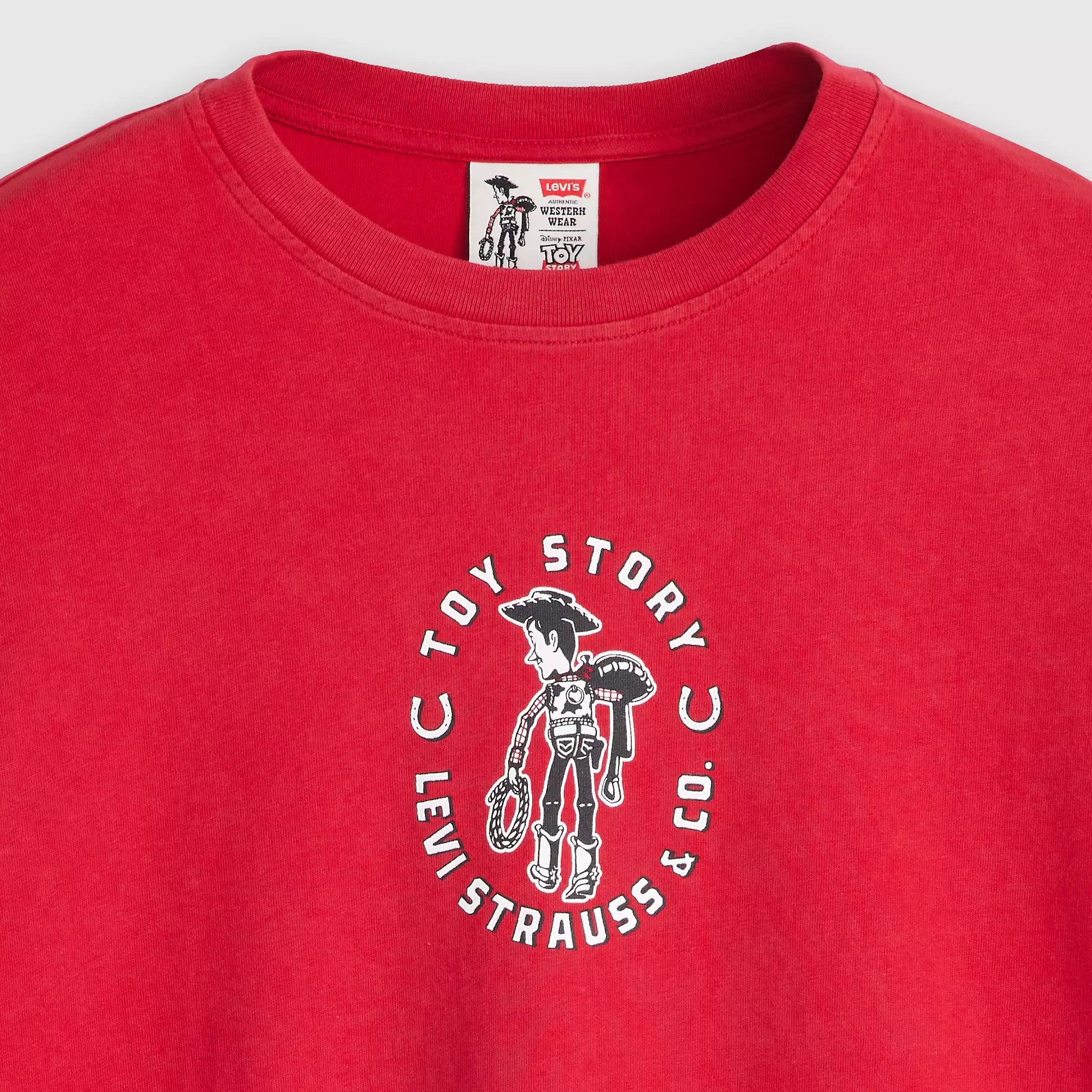 Levi's Camiseta Boxy Toy Story Woody Saddleman - Edición Limitada