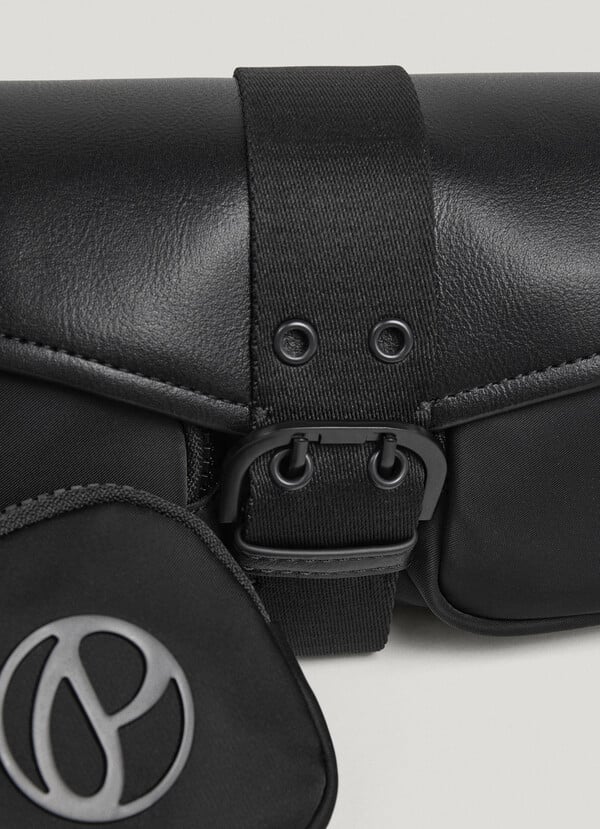 Pepe Jeans Bandolera con Solapa - Negro
