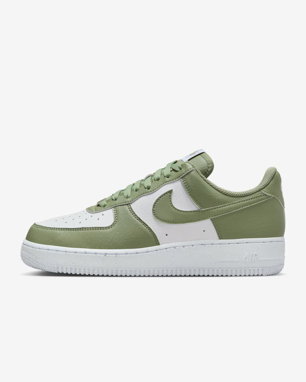 Nike Air Force 1 '07 Next Nature Blanco Oliva
