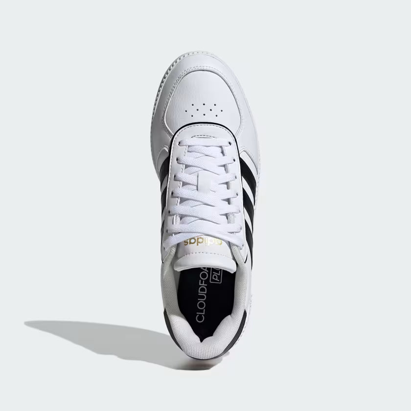 Zapatilla Breaknet Sleek Cloud White / Core Black / Gold Metallic