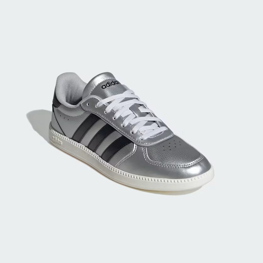Zapatilla Breaknet Sleek Matte Silver / Core Black / Off White