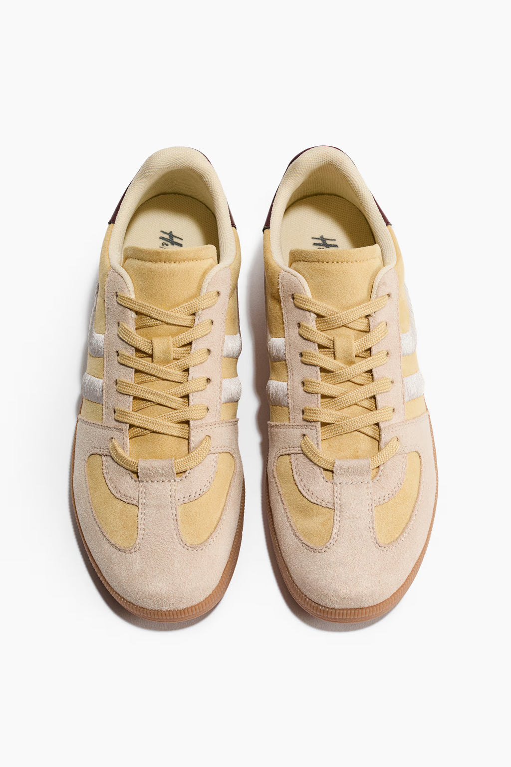 Zapatillas deportivas con collarín acolchado y cordones - Amarillo claro/Beige claro