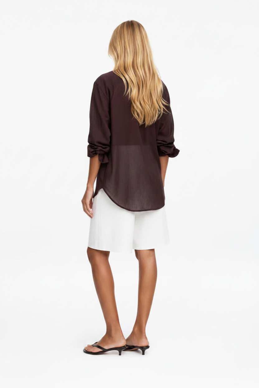 Camisa Dream Coffee — Sueca rubia vista espalda