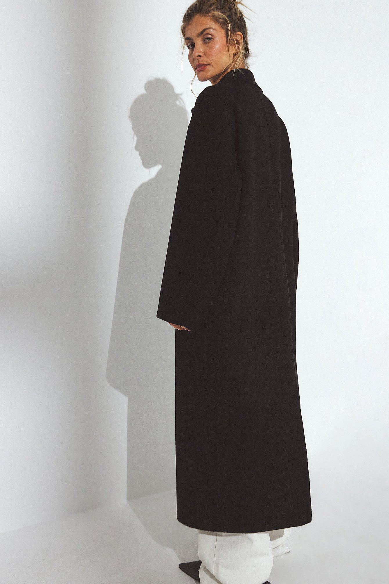 Abrigo Oversize Negro NA KD