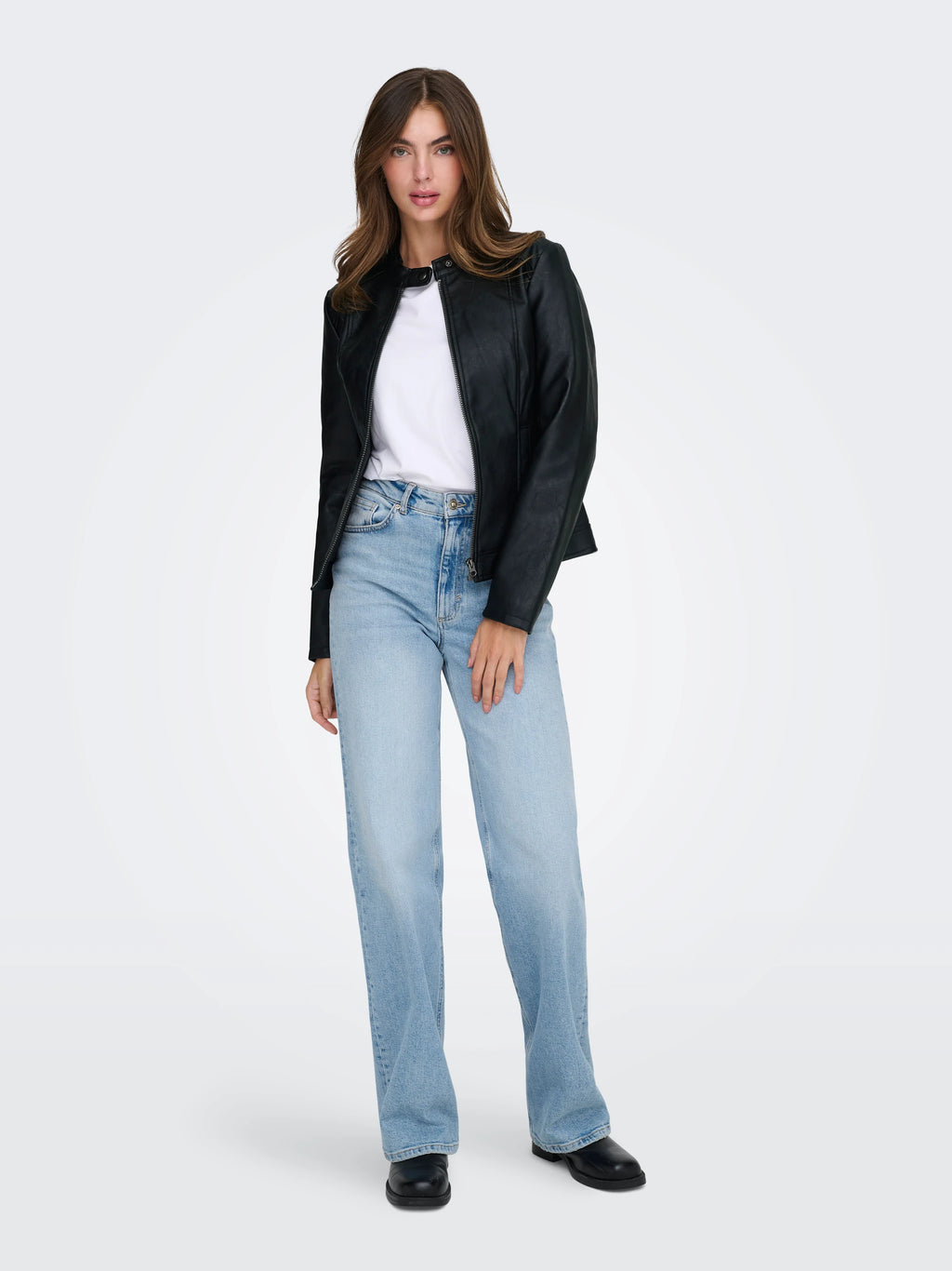 Chaqueta Only Cuero Vegano Negra