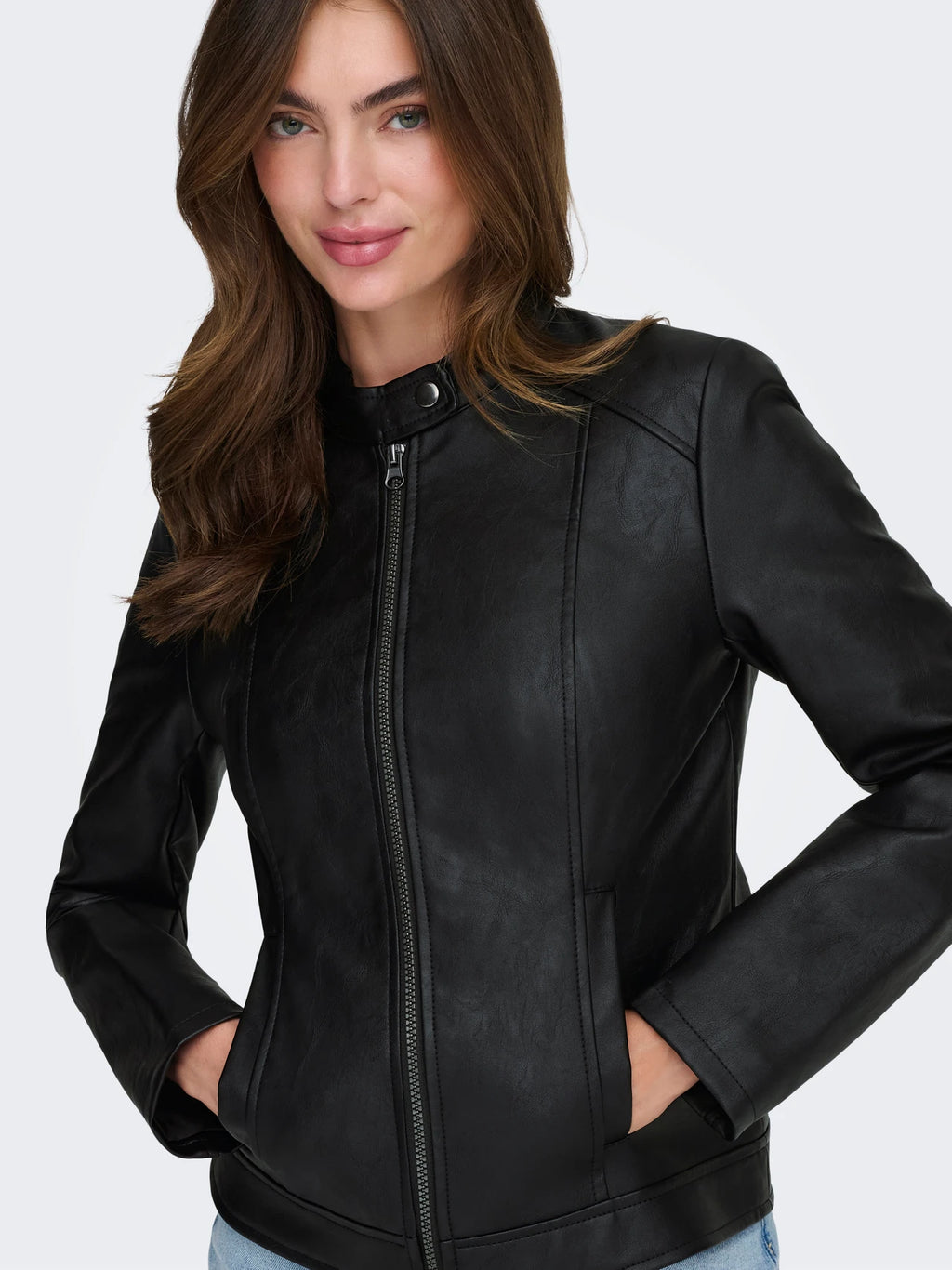 Chaqueta Only Cuero Vegano Negra