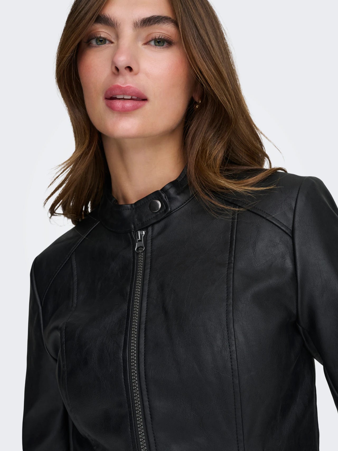 Chaqueta Only Cuero Vegano Negra