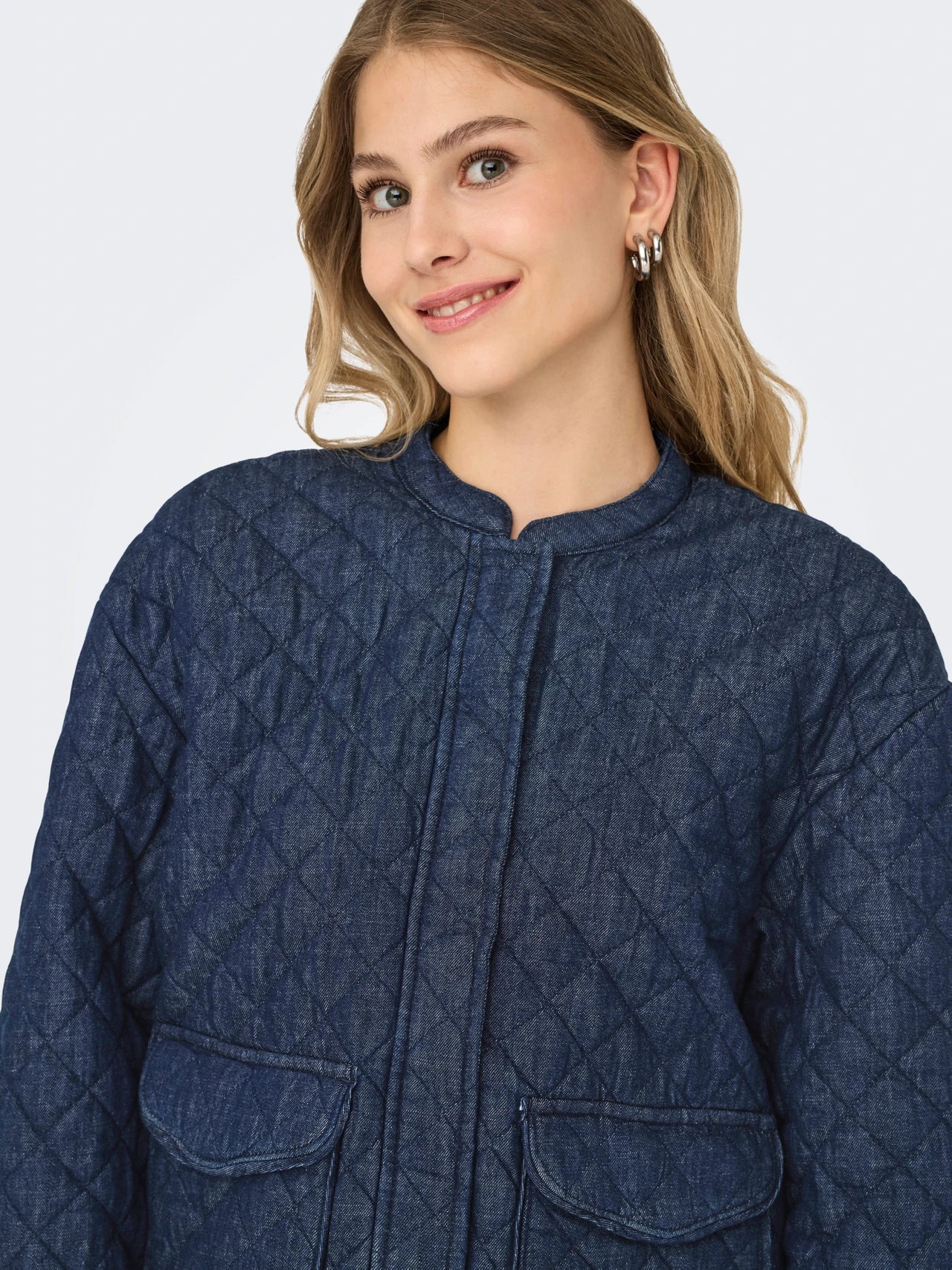 Only Onlhallie Chaqueta Acolchada Azul Denim