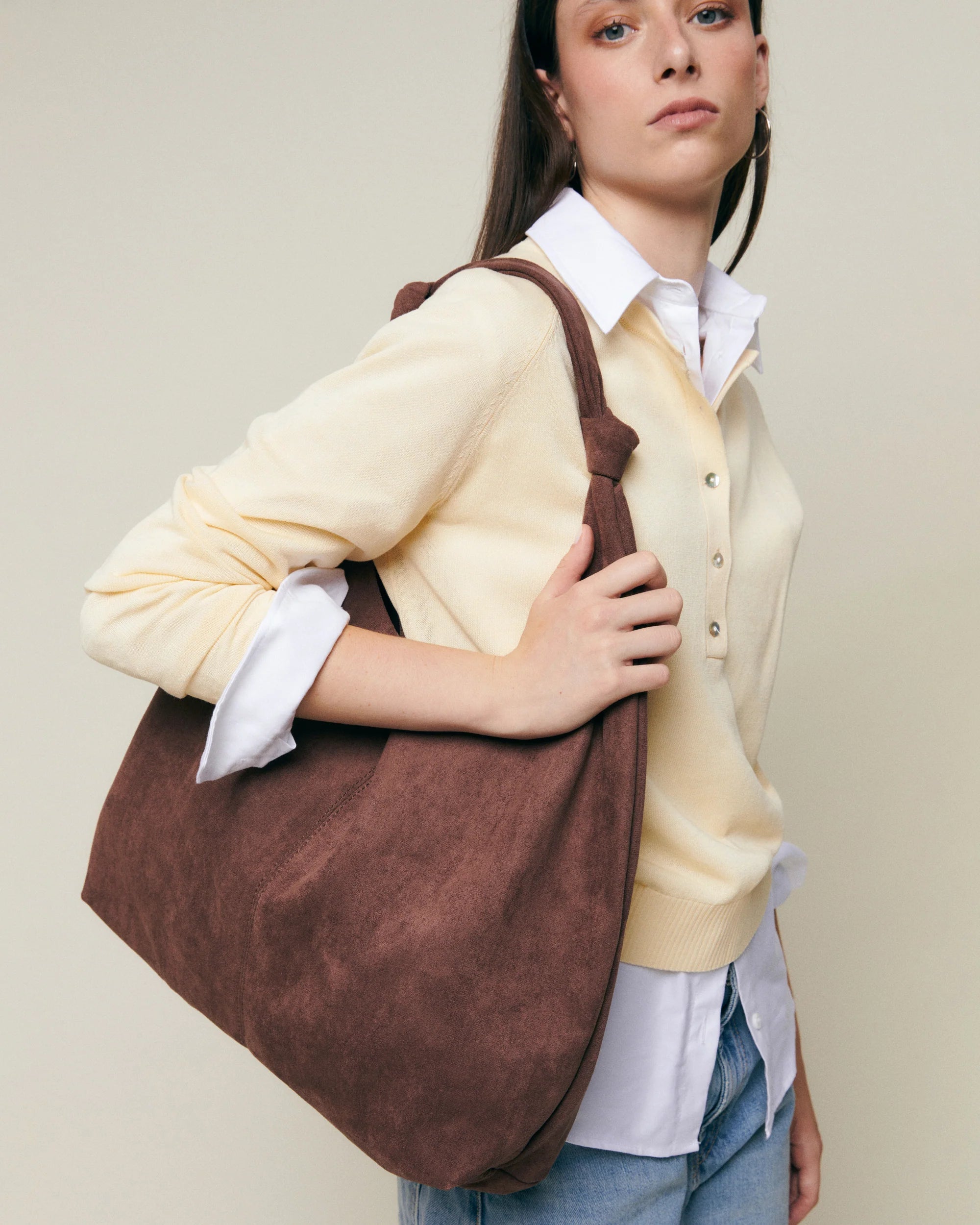 Bolso hobo grande efecto ante con neceser extraíble Pologi-1 Marrón